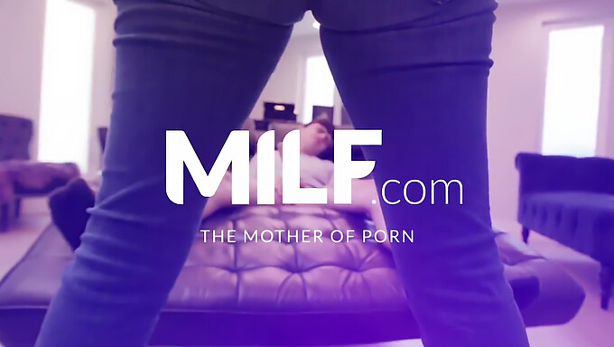 Lily Lane, Một Giáo Viên Milf Quyến Rũ, Đưa Juan El Caballo Loco Vào Một Cuộc Điều Tra Hoang Dã Trong Thời Gian Phạt, Dẫn Đến Một Cuộc Gặp Gỡ Nóng Bỏng Phá Vỡ Mọi Quy Tắc.